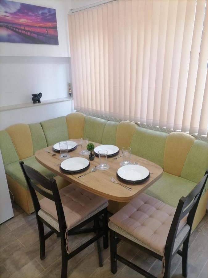 Cosy Apartment With A Sunny Balcony In Varna Bagian luar foto